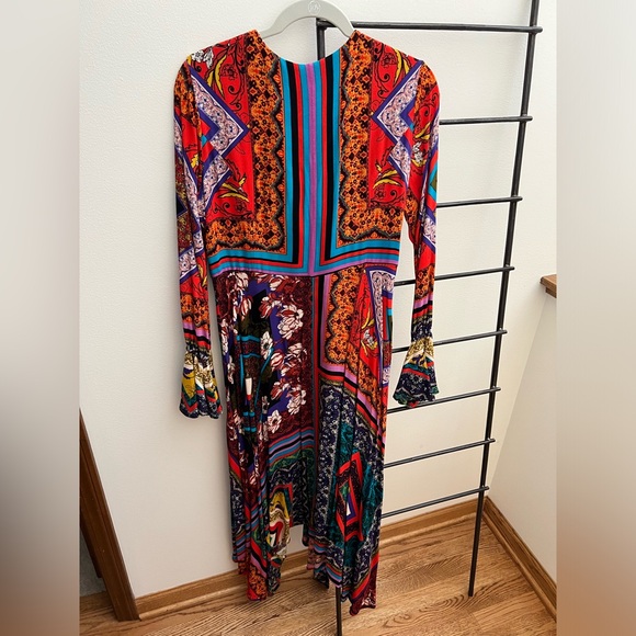 Free People Shawl - Picture 8 of 9